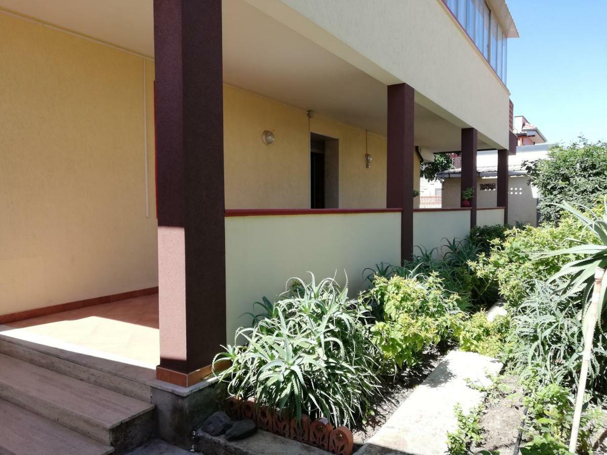 Maison Du Soleil Agnone Bagni Exteriör bild